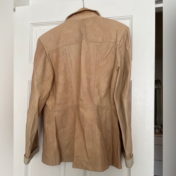 Tan/Cream leather coat, size L (approximately size 10-12 US) - Picture 8 of 11